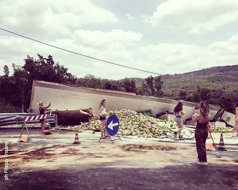 DORMI, FATTI I FATTI TUOI!